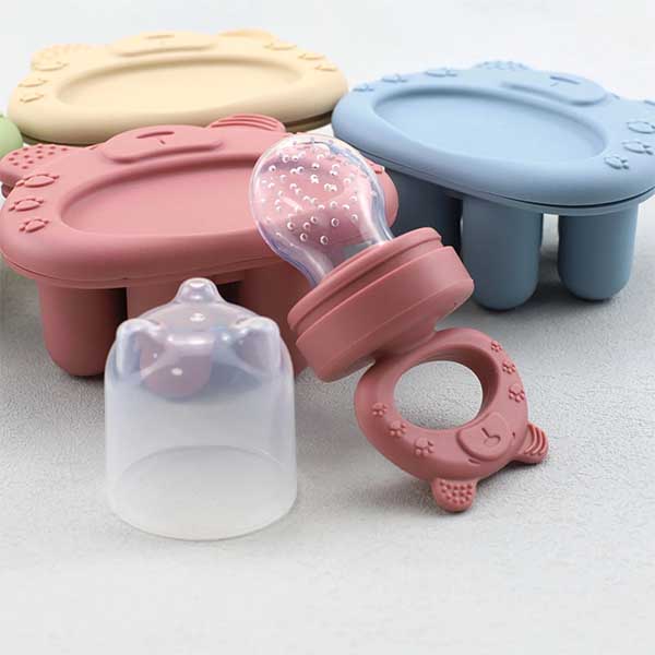 Silicone Baby Food Feeder & Ice Tray Set Baby Safe Baby Fruit Pacifier Teething Toy Set